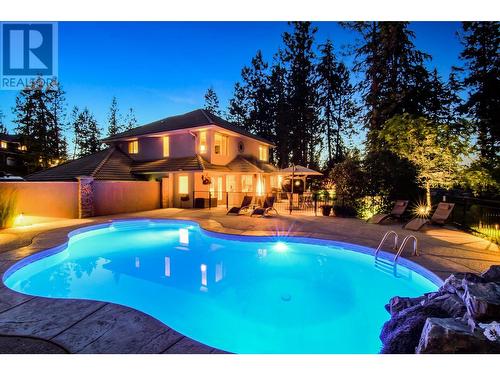 4163 Mahonia Drive S, Kelowna, BC - Outdoor With In Ground Pool With Deck Patio Veranda With Backyard