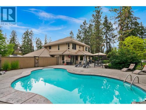 4163 Mahonia Drive S, Kelowna, BC - Outdoor With In Ground Pool With Deck Patio Veranda With Backyard