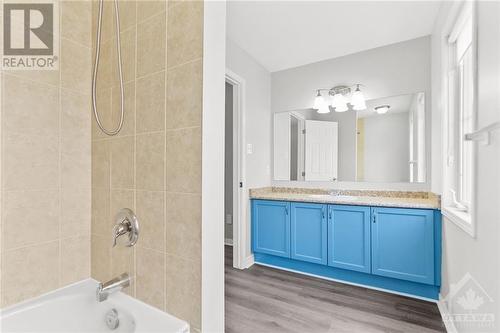 2651 Baynes Sound Way, Ottawa, ON - Indoor Photo Showing Bathroom