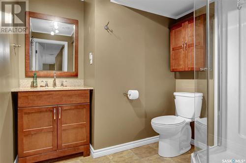 304 Ottawa Street N, Regina, SK - Indoor Photo Showing Bathroom