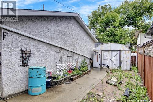 304 Ottawa Street N, Regina, SK - Outdoor