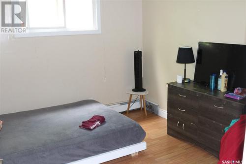 327 S Avenue S, Saskatoon, SK - Indoor Photo Showing Bedroom