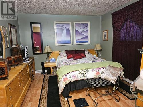 599 Clifton Road, Kelowna, BC - Indoor Photo Showing Bedroom