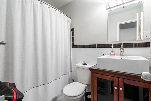 485 Thorold Road|Unit #211, Welland, ON - Indoor Photo Showing Bathroom