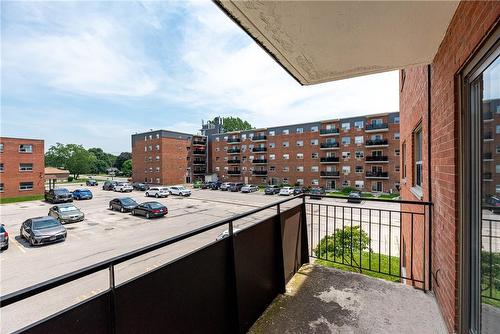 485 Thorold Road|Unit #211, Welland, ON - Outdoor