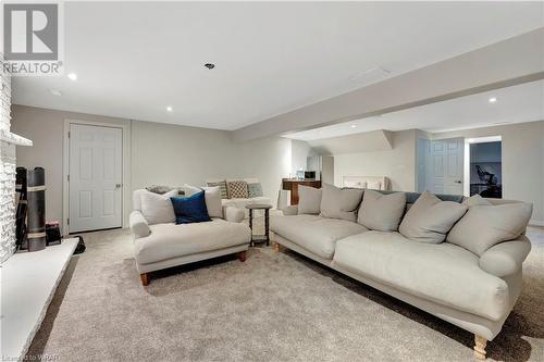 308 Lexington Road, Waterloo, ON - Indoor Photo Showing Living Room