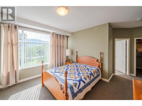 100 Lakeshore Drive Unit# 515, Penticton, BC - Indoor Photo Showing Bedroom