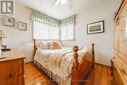 19 Dauphine Place, Welland, ON - Indoor Photo Showing Bedroom