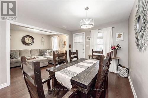 13 Fairfield Avenue, Hamilton, ON - Indoor Photo Showing Dining Room