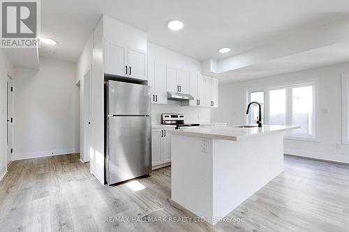 13 - 6701 Thorold Stone Road, Niagara Falls, ON - Indoor Photo Showing Kitchen With Upgraded Kitchen