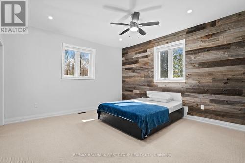 7 Duncan Drive, Kawartha Lakes, ON - Indoor Photo Showing Bedroom