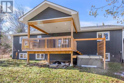 7 Duncan Drive, Kawartha Lakes, ON - Outdoor With Deck Patio Veranda With Exterior