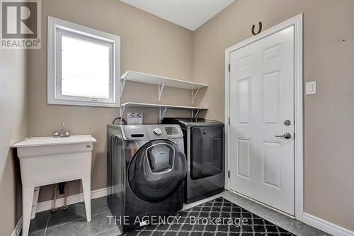 7 Cavendish Court, Norfolk (Simcoe), ON - Indoor Photo Showing Laundry Room