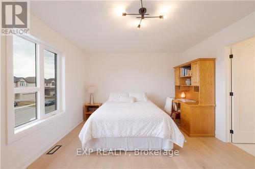 81 Homestead Way, Thorold, ON - Indoor Photo Showing Bedroom