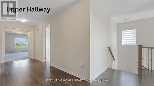 14 Lillian Way, Haldimand, ON - Indoor Photo Showing Other Room