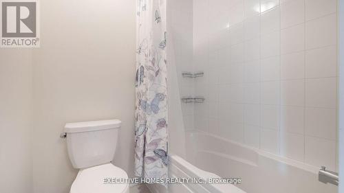 14 Lillian Way, Haldimand, ON - Indoor Photo Showing Bathroom