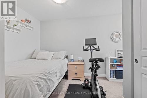40 - 7768 Ascot Circle, Niagara Falls, ON - Indoor Photo Showing Bedroom