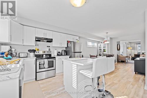 40 - 7768 Ascot Circle, Niagara Falls, ON - Indoor Photo Showing Kitchen