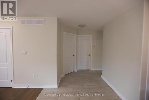 7 Berkshire Drive, St. Catharines, ON - Indoor Photo Showing Other Room