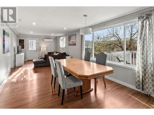 525 Leathead Road, Kelowna, BC - Indoor Photo Showing Dining Room