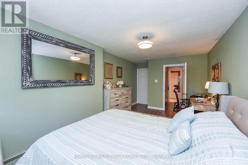 16 - 1624 Bloor Street, Mississauga, ON - Indoor Photo Showing Bedroom