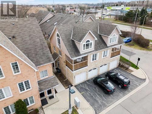 207 - 2055 Walkers Line, Burlington, ON - Outdoor