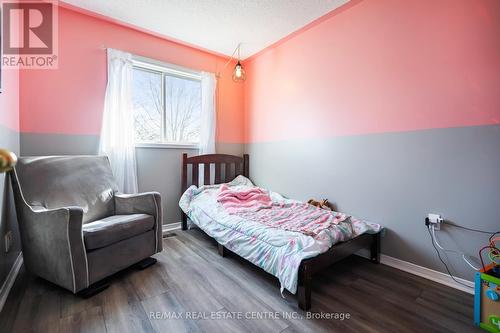 38 Eastview Crescent, Orangeville, ON - Indoor Photo Showing Bedroom