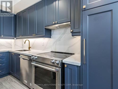 65 - 200 Malta Avenue, Brampton, ON - Indoor Photo Showing Kitchen With Stainless Steel Kitchen With Upgraded Kitchen