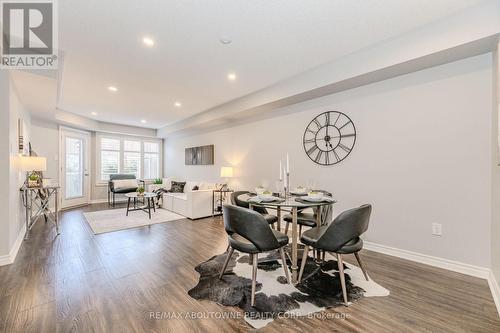 4-01 - 2420 Baronwood Drive, Oakville, ON - Indoor