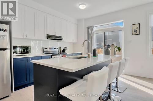 510 Flagstaff Drive, Ottawa, ON - Indoor Photo Showing Kitchen With Stainless Steel Kitchen With Upgraded Kitchen