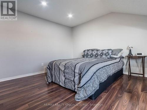 H-52 - 175 David Bergey Drive, Kitchener, ON - Indoor Photo Showing Bedroom