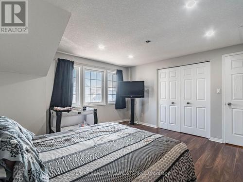 H-52 - 175 David Bergey Drive, Kitchener, ON - Indoor Photo Showing Bedroom