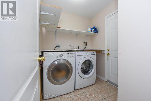 126 Saintsbury Crescent, Brampton, ON - Indoor Photo Showing Laundry Room