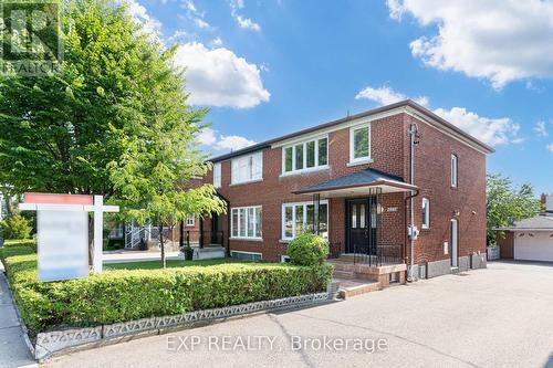 2602 Keele Street, Toronto, ON - Outdoor