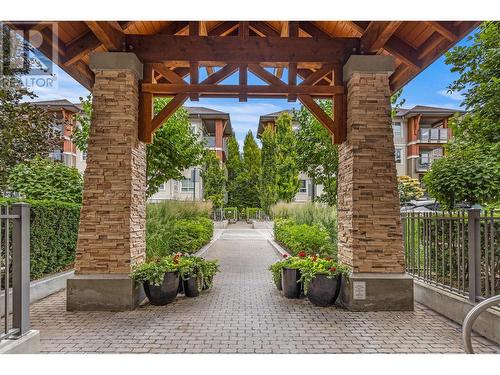 1089 Sunset Drive Unit# 114, Kelowna, BC - Outdoor