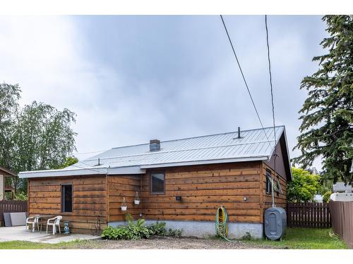 611 11Th Street S, Golden, BC - Outdoor With Exterior
