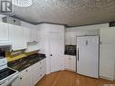 48 Whitewater Place, Yorkton, SK  - Indoor Photo Showing Kitchen 