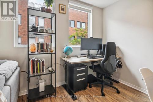 22 - 871 Wilson Avenue, Toronto, ON - Indoor Photo Showing Office