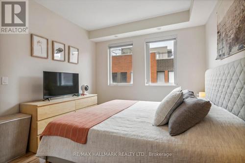 22 - 871 Wilson Avenue, Toronto, ON - Indoor Photo Showing Bedroom