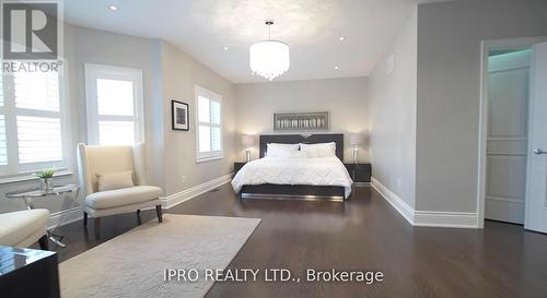 5116 Summersky Court, Mississauga, ON - Indoor Photo Showing Bedroom