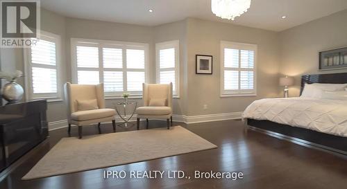 5116 Summersky Court, Mississauga, ON - Indoor Photo Showing Bedroom