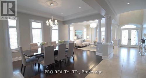 5116 Summersky Court, Mississauga, ON - Indoor Photo Showing Dining Room