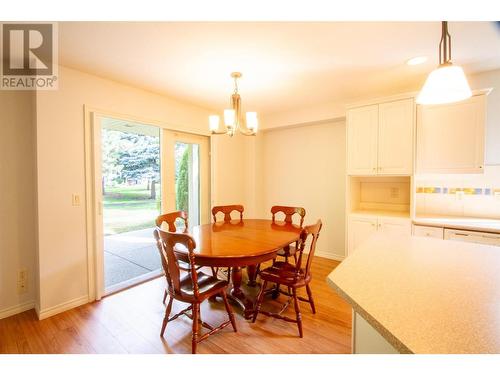 2365 Stillingfleet Road Unit# 327 Lot# 17, Kelowna, BC - Indoor Photo Showing Dining Room