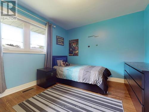 18 Ludstone Drive, Toronto, ON - Indoor Photo Showing Bedroom