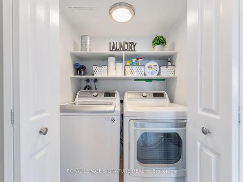 1609-1121 Steeles Ave W, Toronto, ON - Indoor Photo Showing Laundry Room