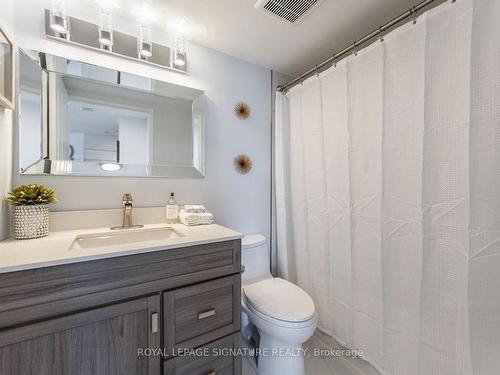 1609-1121 Steeles Ave W, Toronto, ON - Indoor Photo Showing Bathroom