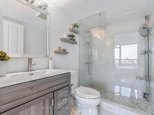 1609-1121 Steeles Ave W, Toronto, ON - Indoor Photo Showing Bathroom