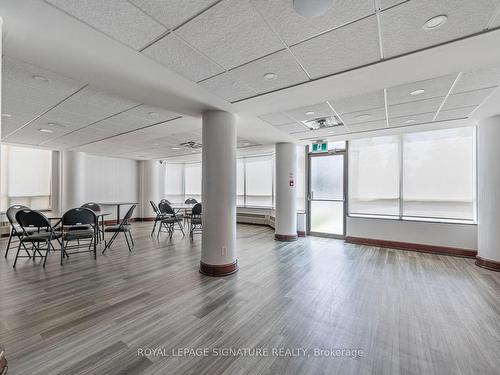 1609-1121 Steeles Ave W, Toronto, ON - Indoor Photo Showing Other Room