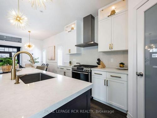 12 Fitzgerald St, Orangeville, ON - Indoor Photo Showing Kitchen With Upgraded Kitchen