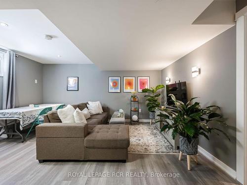 12 Fitzgerald St, Orangeville, ON - Indoor Photo Showing Living Room